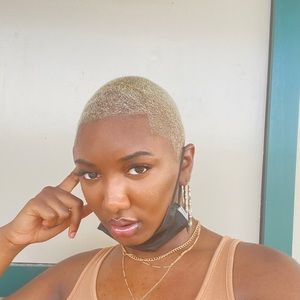 Meet your Posher, Brianna